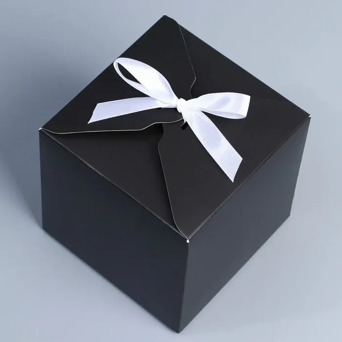 Черные упаковочные коробки на заказ