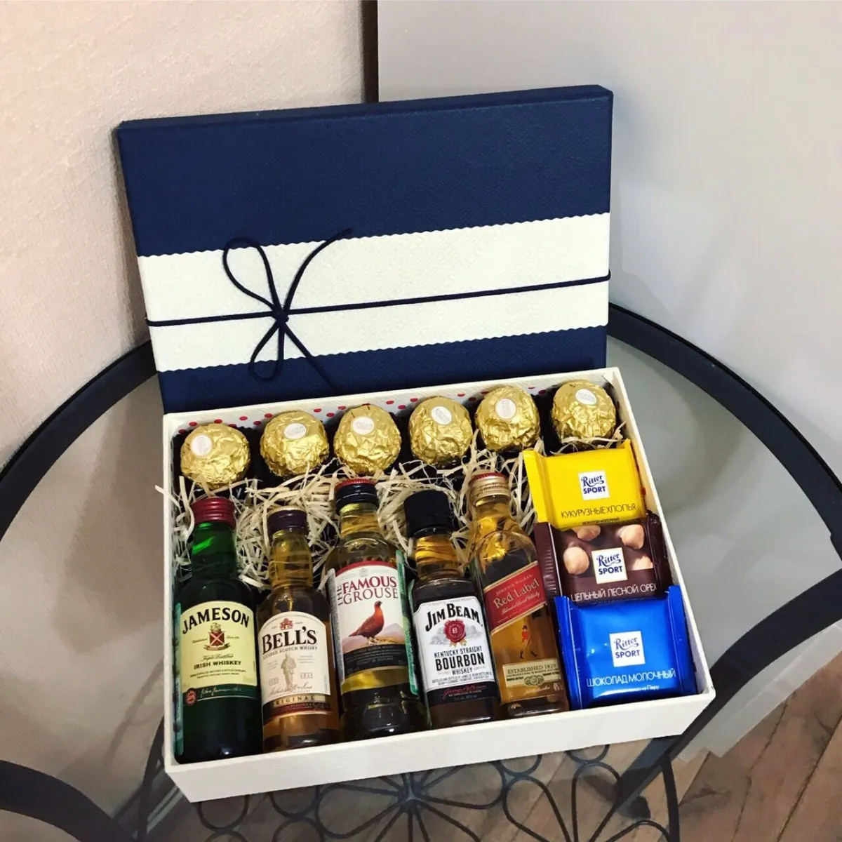 Подарочные коробки мужу недорого